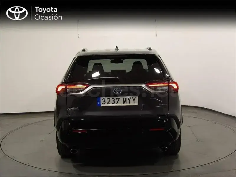Usado Toyota RAV4 Hybrid Advance 306 CV (225 kW) 2025 Gris / plata SUV