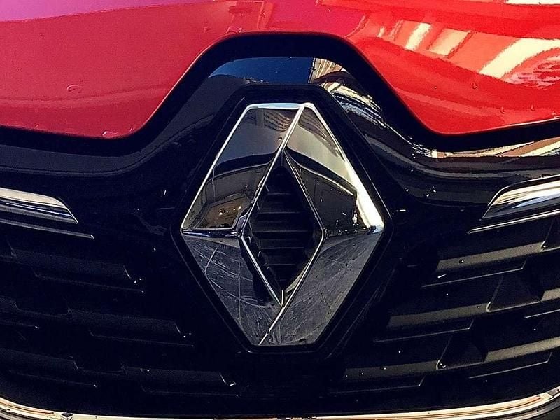 Usado Renault Captur Zen 159 CV (116 kW) 2020 Rojo SUV