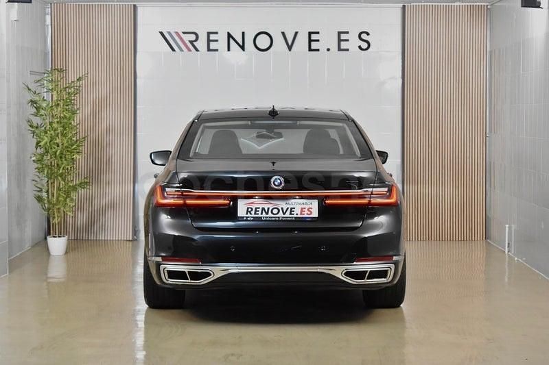 Usado BMW 730L 286 CV (210 kW) 2021 Negro Berlina