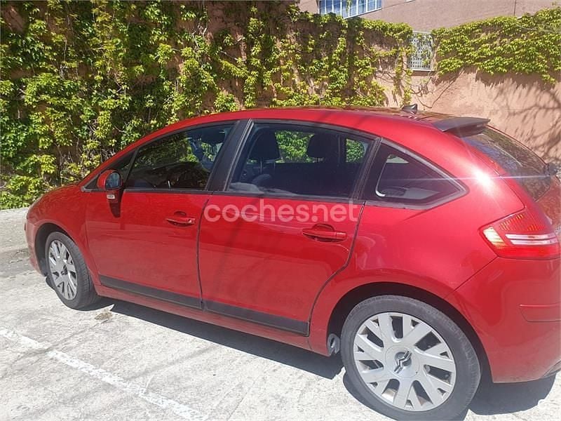 Rojo Usado 2006 Citroën C4 VTR Sport Berlina | 4500 € (Precio justo) - Imagen 1/4