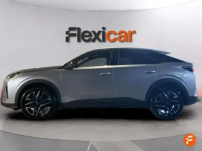 Usado Peugeot 3008 Allure 136 CV (100 kW) 2025 Gris SUV