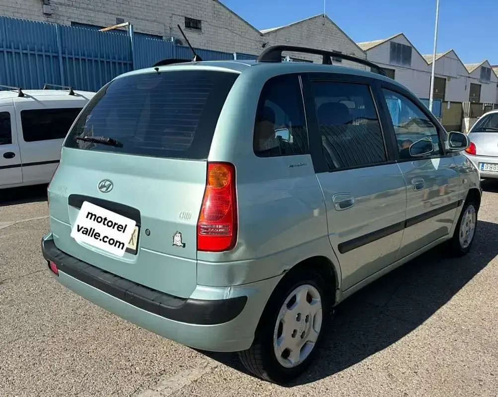 Usado Hyundai Matrix GLS 82 CV (60 kW) 2005 Azul Monovolumen