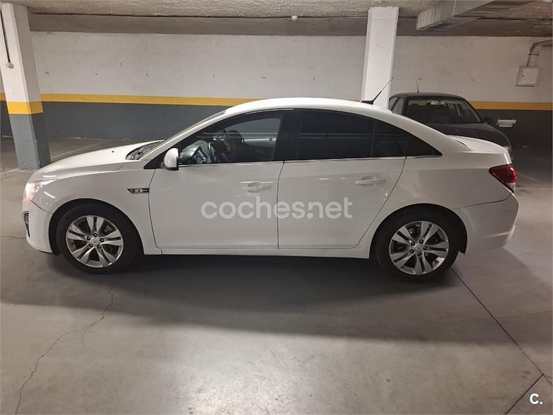 Usado Chevrolet Cruze LT 163 CV (119 kW) 2013 Blanco Berlina