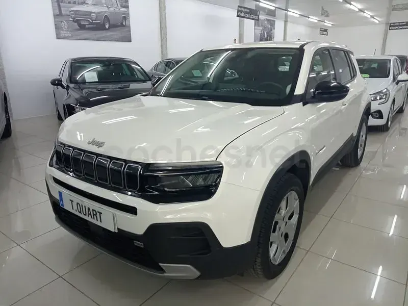 Usado Jeep Avenger Altitude 100 CV (73 kW) 2023 Blanco SUV