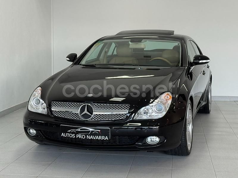 Negro Usado 2007 Mercedes CLS320 Berlina | 11.500 € (Precio justo) - Imagen 1/4