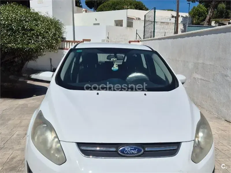 Usado Ford C-MAX 95 CV (69 kW) 2012 Blanco Monovolumen