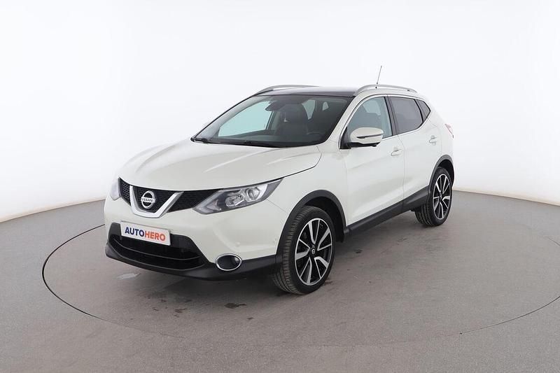 Blanco Usado 2015 Nissan Qashqai Premium Edition SUV | 13.299 € (Precio justo) - Imagen 1/4