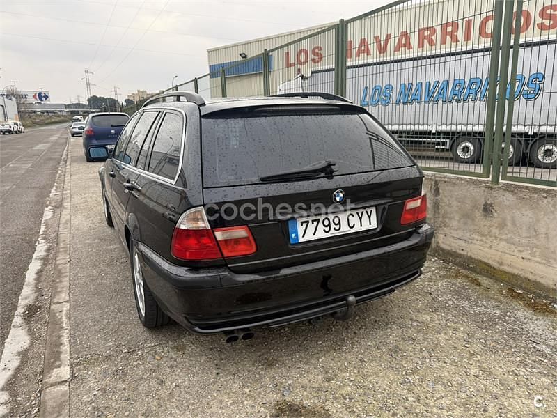 Usado BMW 320 170 CV (125 kW) 2004 Negro Familiar