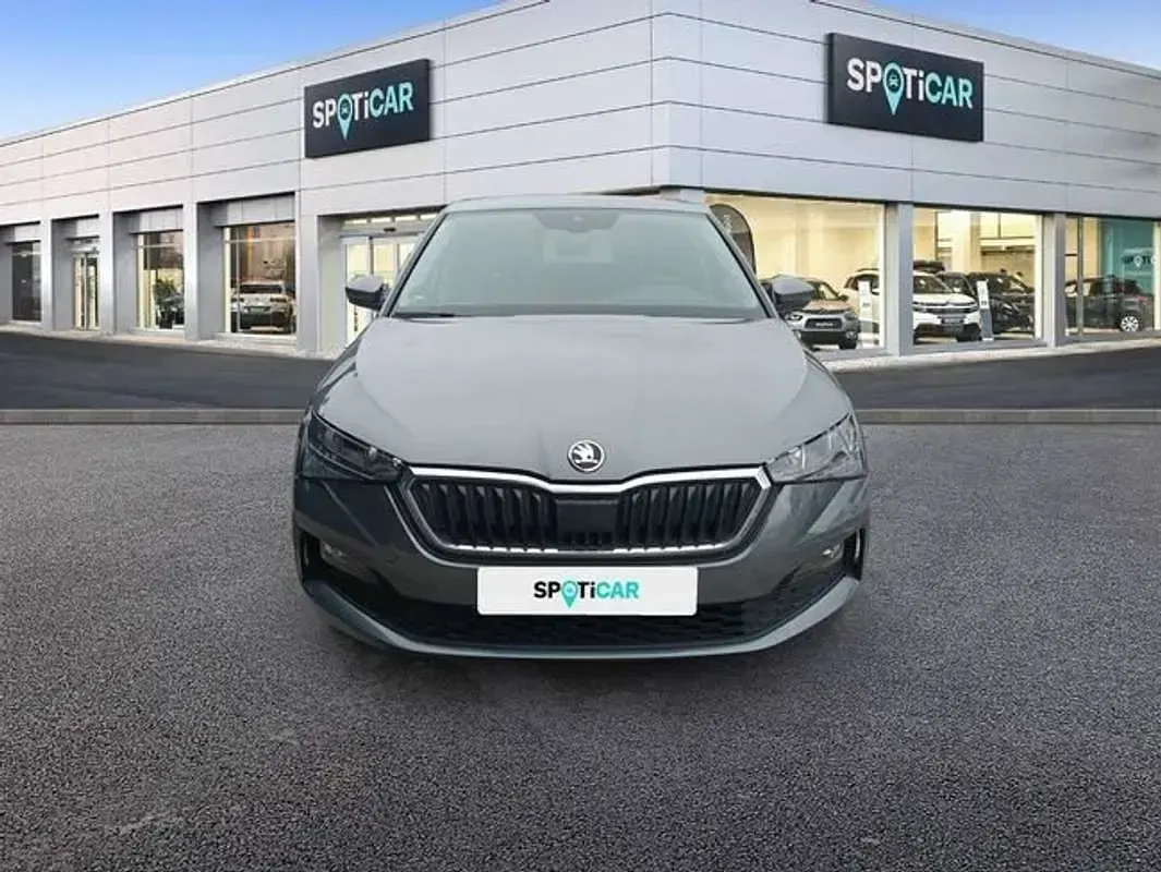 Occasion Skoda Scala Ambition 116 PK (85 kW) 2023 Grijs Hatchback