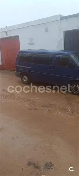 Begagnad VW Transporter 68 HK (50 kW) 1997 Blå Van