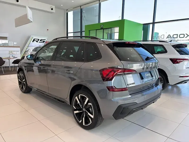 Nuevo Skoda Kamiq Monte Carlo 150 CV (110 kW) 2026 Gris / plata SUV