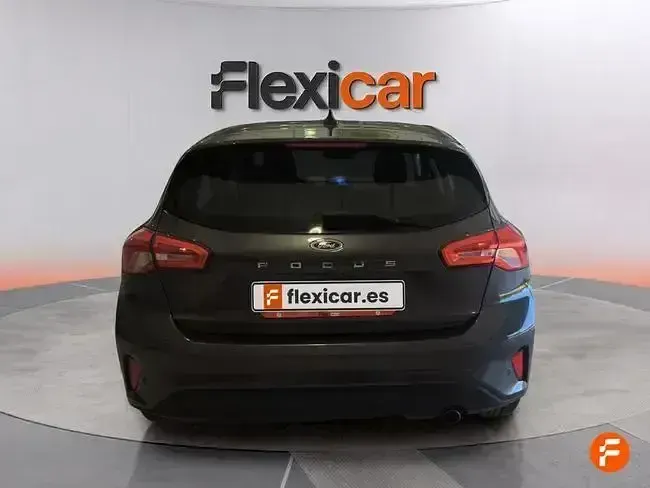 Usado Ford Focus Active 120 CV (88 kW) 2022 Gris