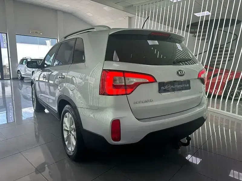 Usado Kia Sorento 200 CV (147 kW) 2016 Gris / plata SUV