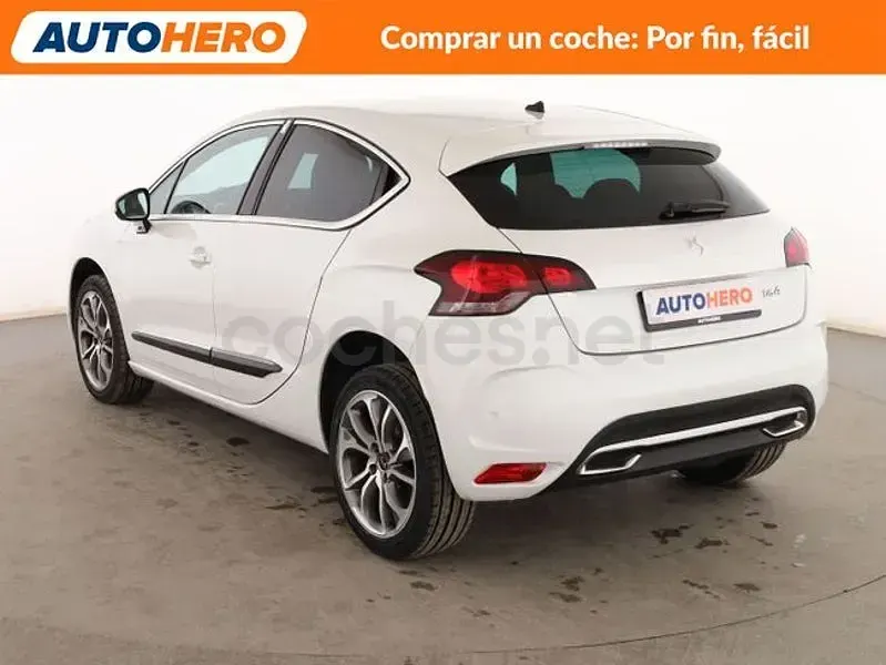 Usado DS Automobiles DS4 180 CV (132 kW) 2015 Blanco Berlina