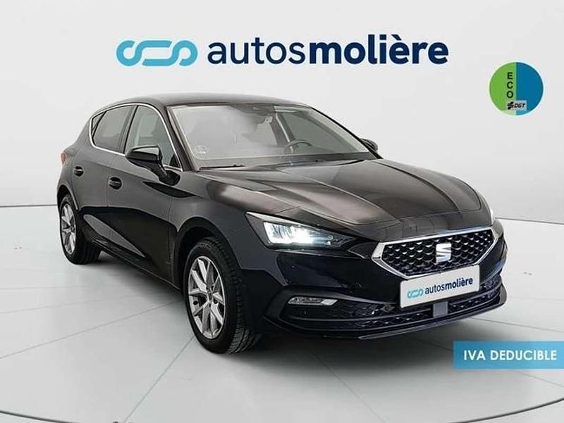 Usado Seat Leon Style 116 CV (85 kW) 2025 Negro Utilitario