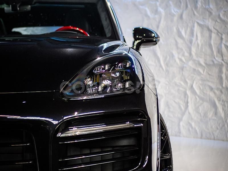 Usado Porsche Cayenne 460 CV (338 kW) 2020 Negro SUV