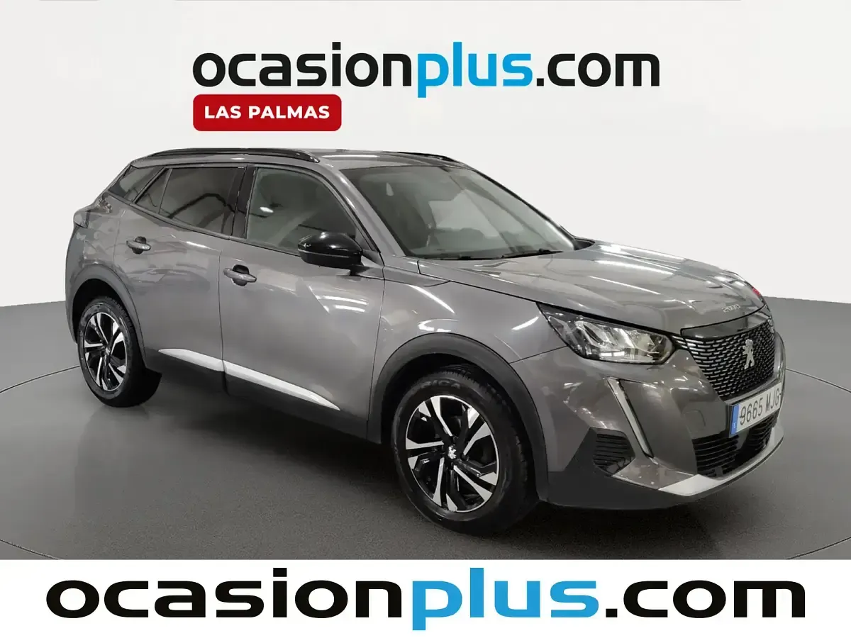 Usado Peugeot 2008 Allure 100 CV (73 kW) 2023 Gris SUV