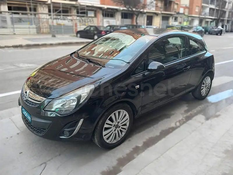 Usado Opel Corsa Selective 85 CV (62 kW) 2014 Negro Utilitario