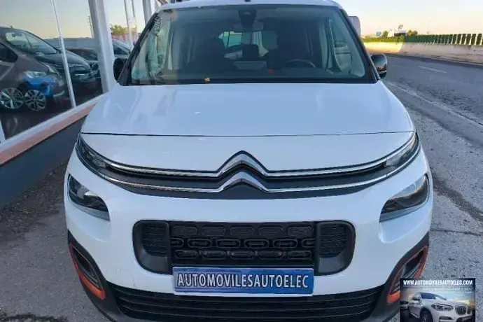 Usado Citroën Berlingo XTR 120 CV (88 kW) 2019 Monovolumen