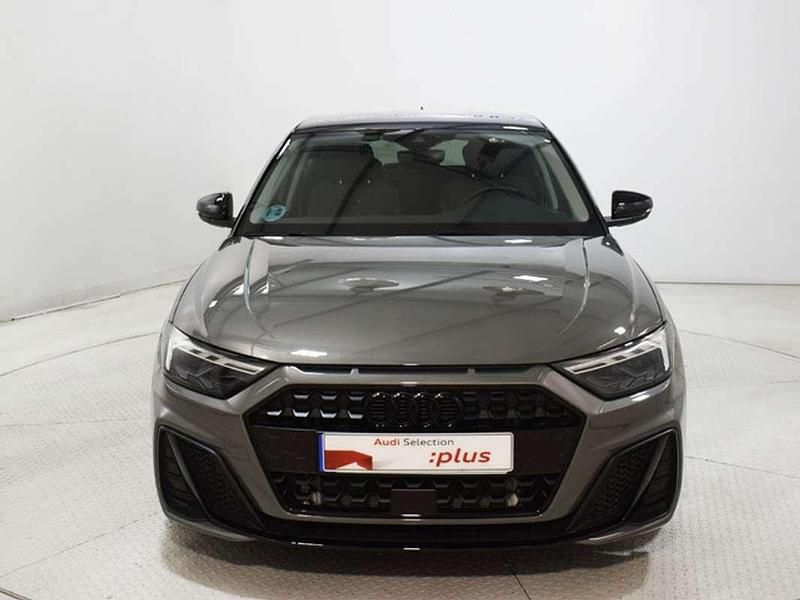 Usado Audi A1 Sportback Black Edition 116 CV (85 kW) 2025 Gris Utilitario
