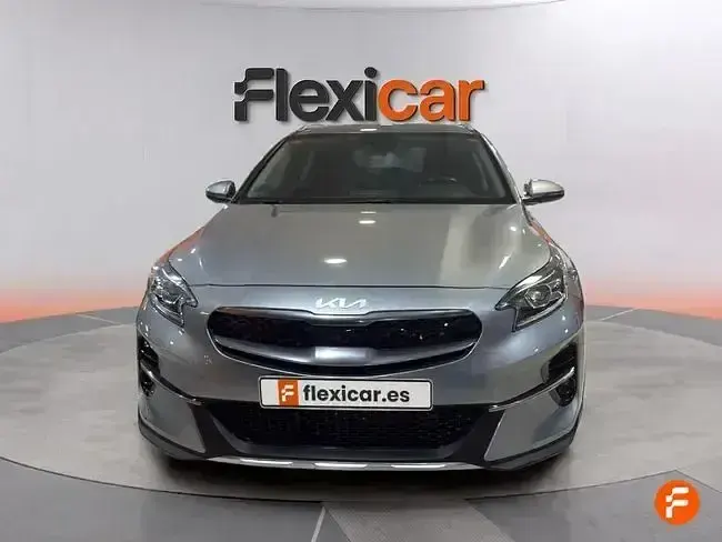 Usado Kia XCeed 141 CV (103 kW) 2021 Gris SUV
