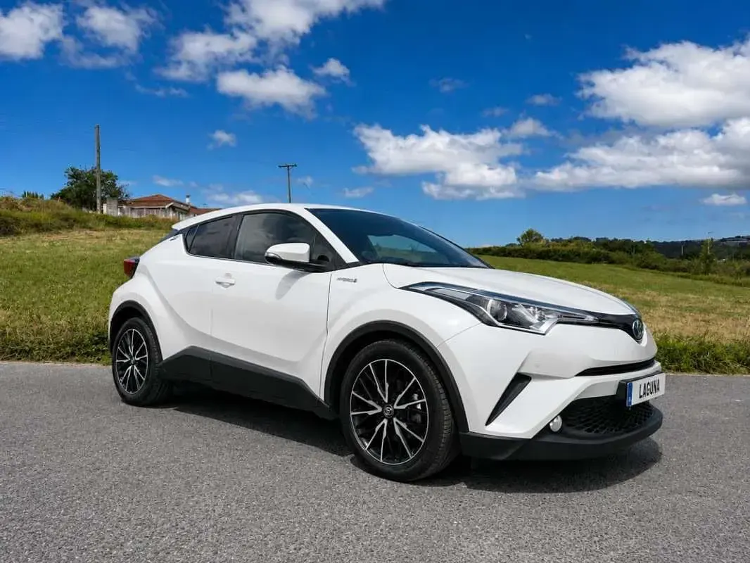 Usado Toyota C-HR Advance 122 CV (89 kW) 2018 Blanco SUV