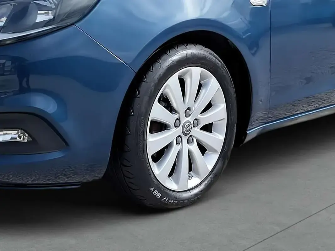 Usado Opel Zafira Excellence 139 CV (102 kW) 2017 Azul Monovolumen