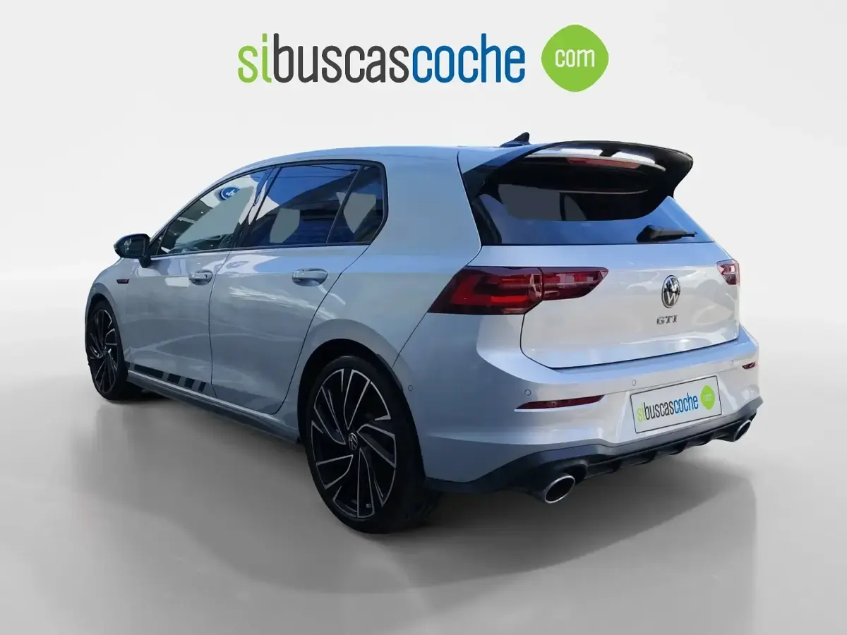 Usado VW Golf VIII GTI Clubsport 300 CV (220 kW) 2024 Gris/plata