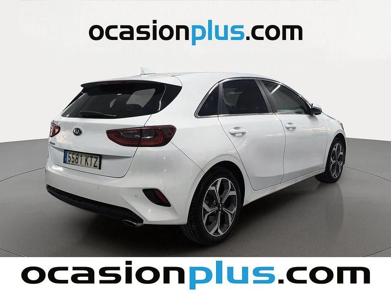Używany Kia Ceed 120 KM (88 kW) 2019 Biały Hatchback