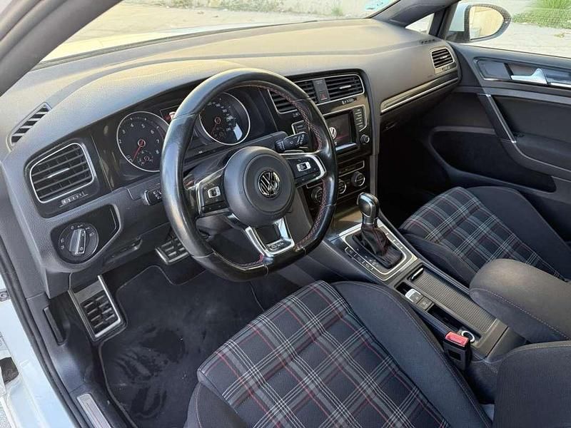 Usado VW Golf VII GTI 230 CV (169 kW) 2015 Blanco Utilitario