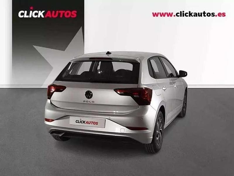 Usado VW Polo Life 95 CV (69 kW) 2025 Plateado Utilitario
