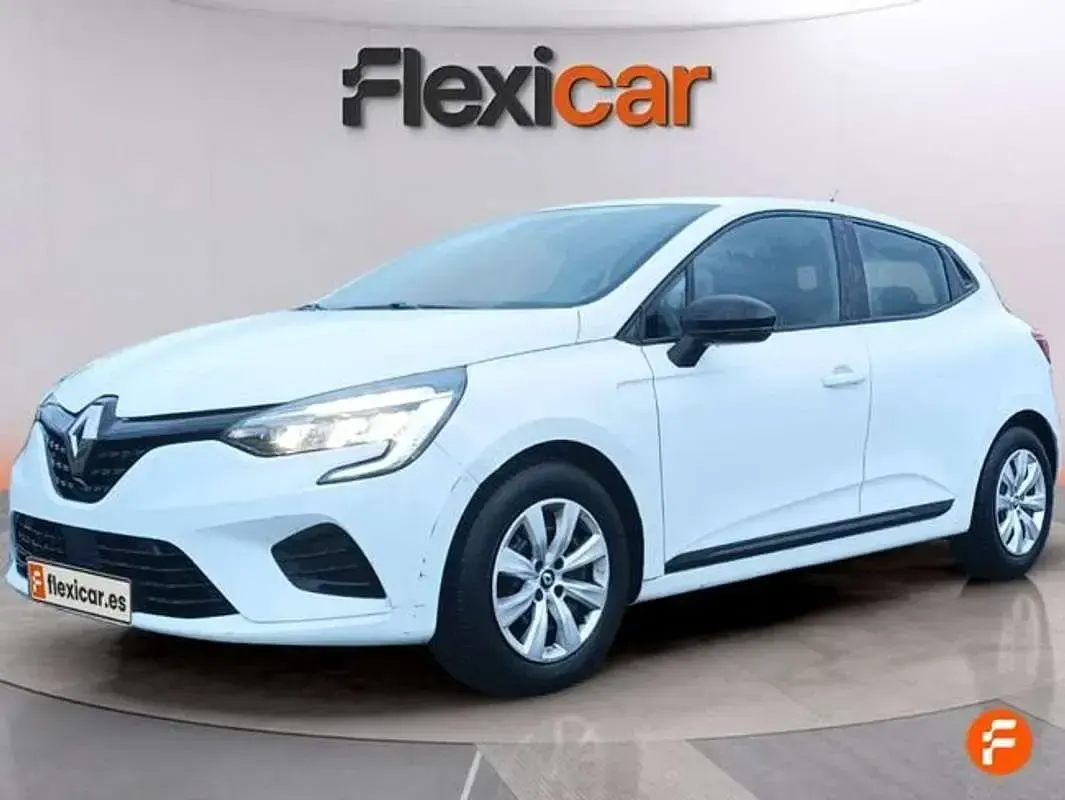 Begagnad Renault Clio V Intens 91 HK (66 kW) 2021 Vit Halvkombi