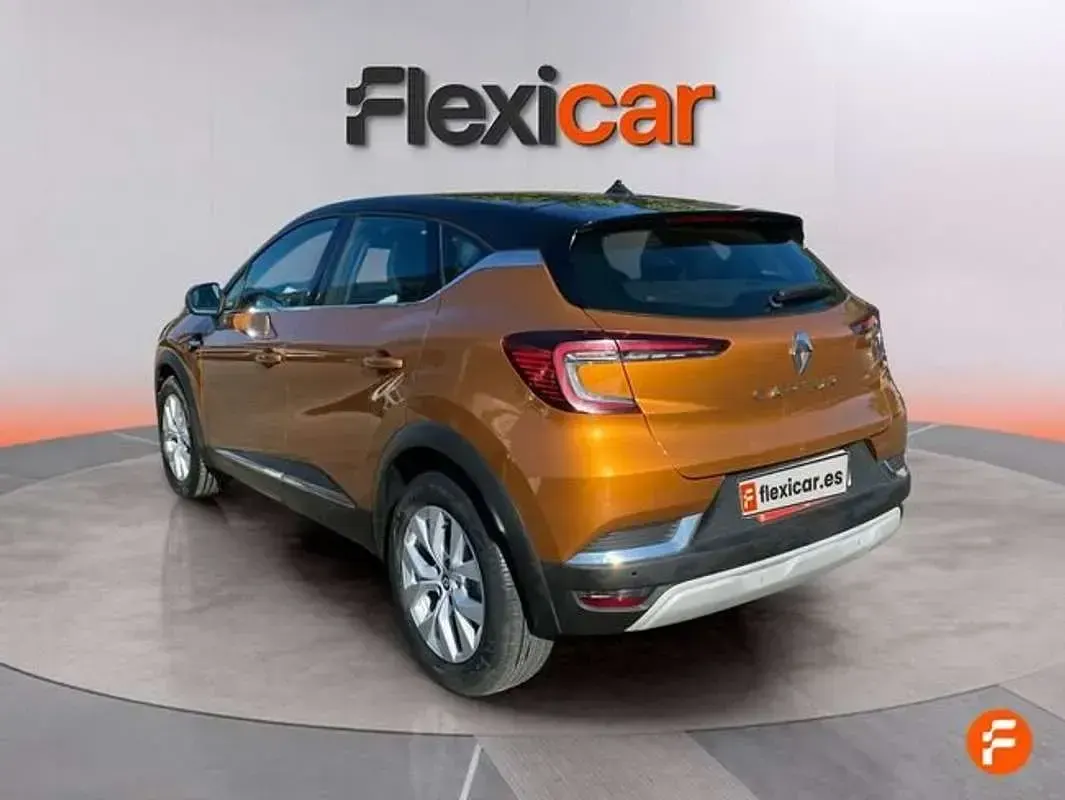 Usado Renault Captur Intens 91 CV (66 kW) 2022 Naranja SUV