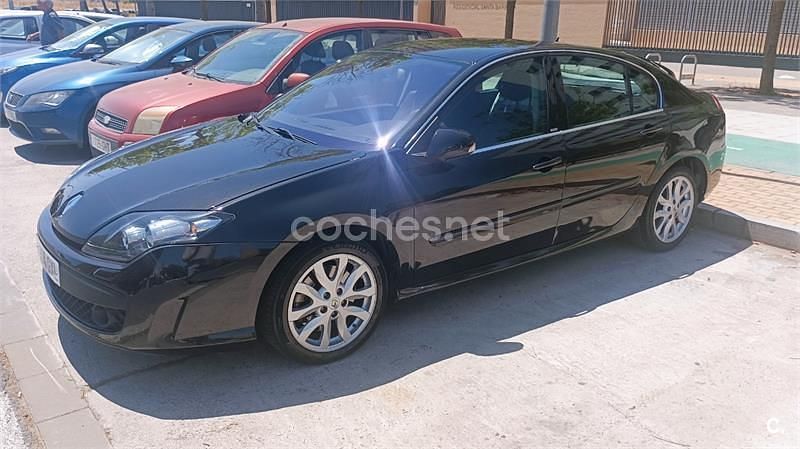 Usado Renault Laguna III GT 180 CV (132 kW) 2010 Negro Berlina