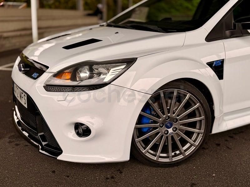 Usado Ford Focus RS 305 CV (224 kW) 2012 Blanco Berlina