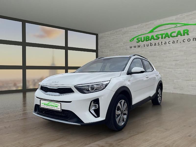 Blanco Usado 2023 Kia Stonic SUV | 11.446 € (Super precio) - Imagen 1/4