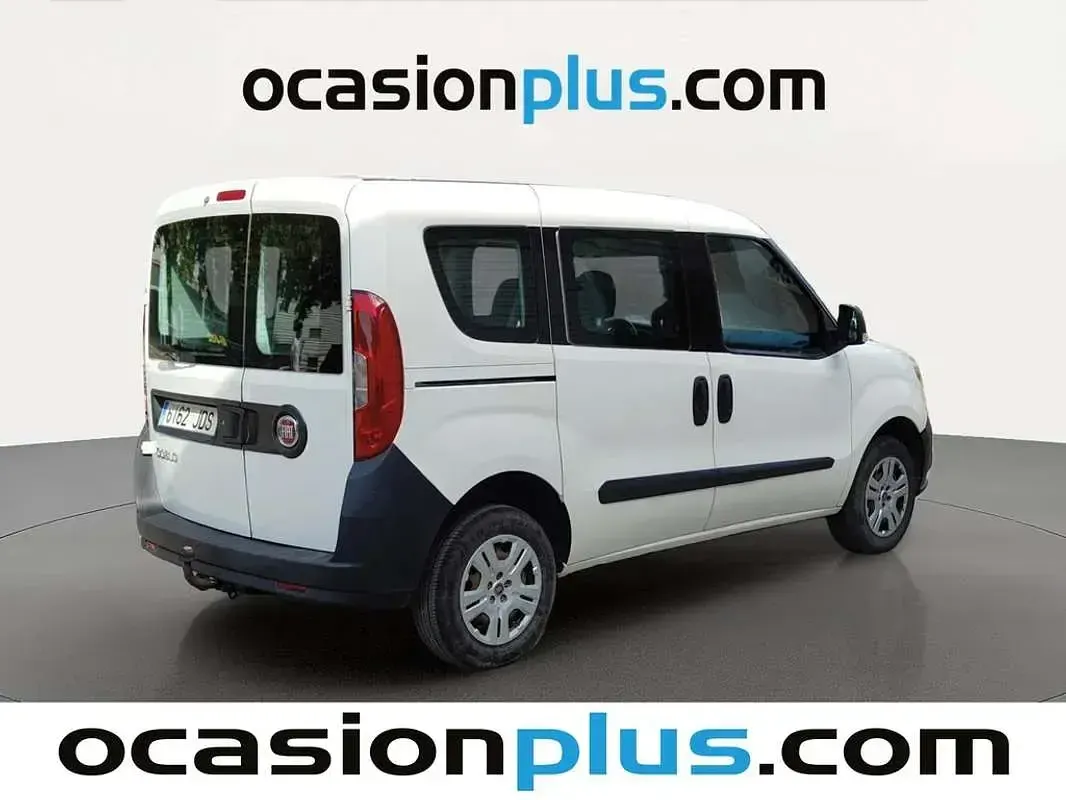 Usado Fiat Doblò Pop 90 CV (66 kW) 2015 Blanco Monovolumen