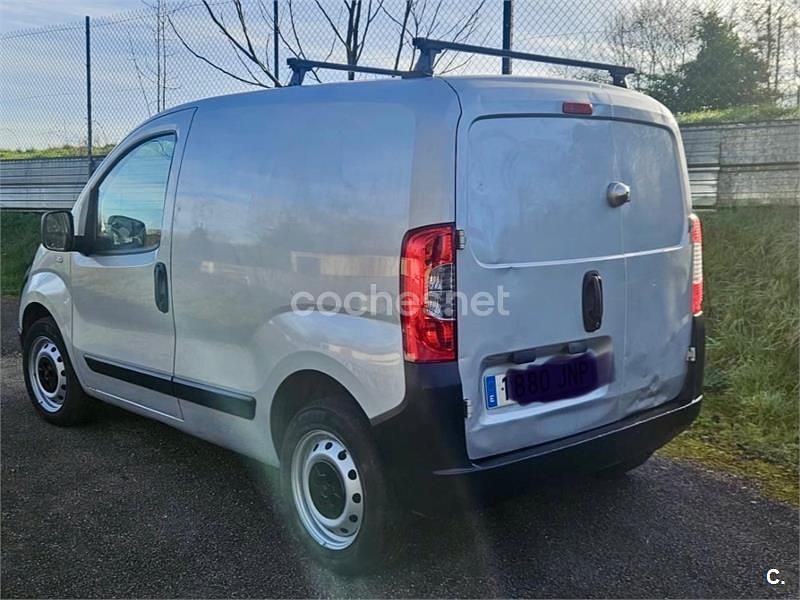 Usado Citroën Nemo Seduction 75 CV (55 kW) 2016 Gris / plata Monovolumen