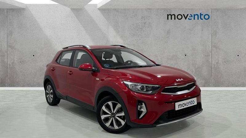 Usado Kia Stonic 100 CV (73 kW) 2021 Rojo SUV