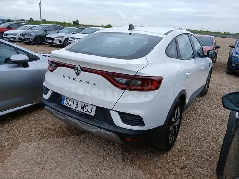 Usado Renault Arkana Equilibre 140 CV (102 kW) 2023 Blanco SUV