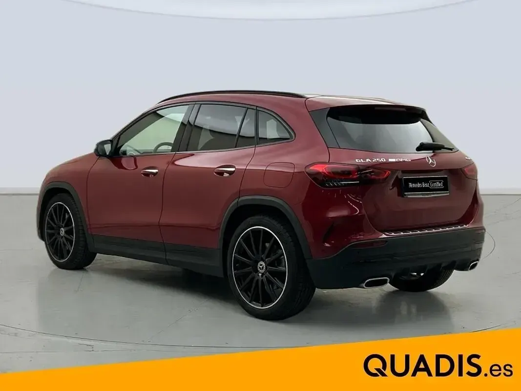 Usado Mercedes GLA250 224 CV (164 kW) 2022 Rojo SUV