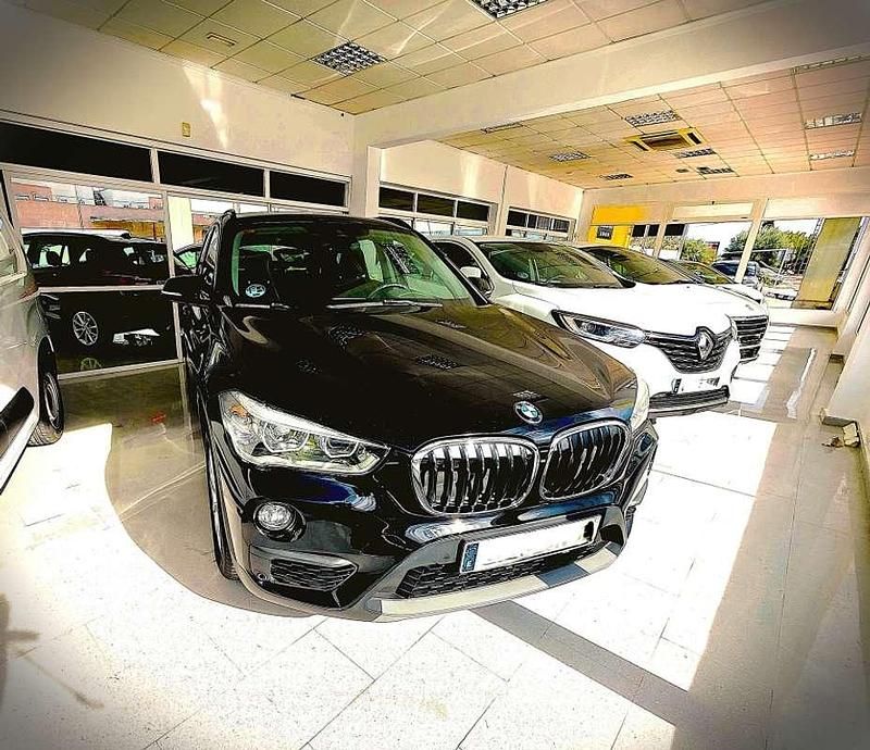 Usado BMW X1 116 CV (85 kW) 2018 Negro SUV