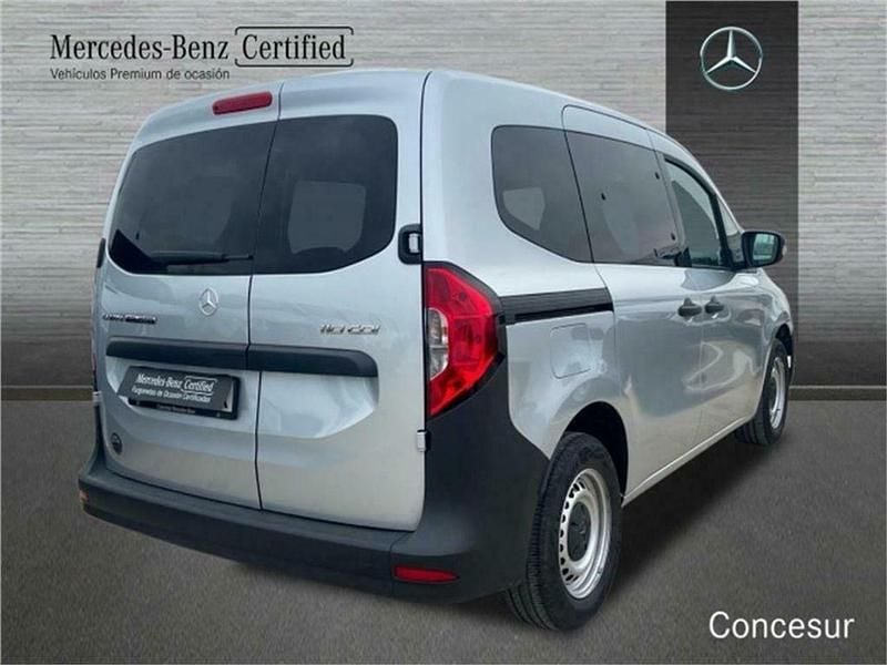 Usado Mercedes Citan 110 95 CV (69 kW) 2023 Gris / plata Familiar