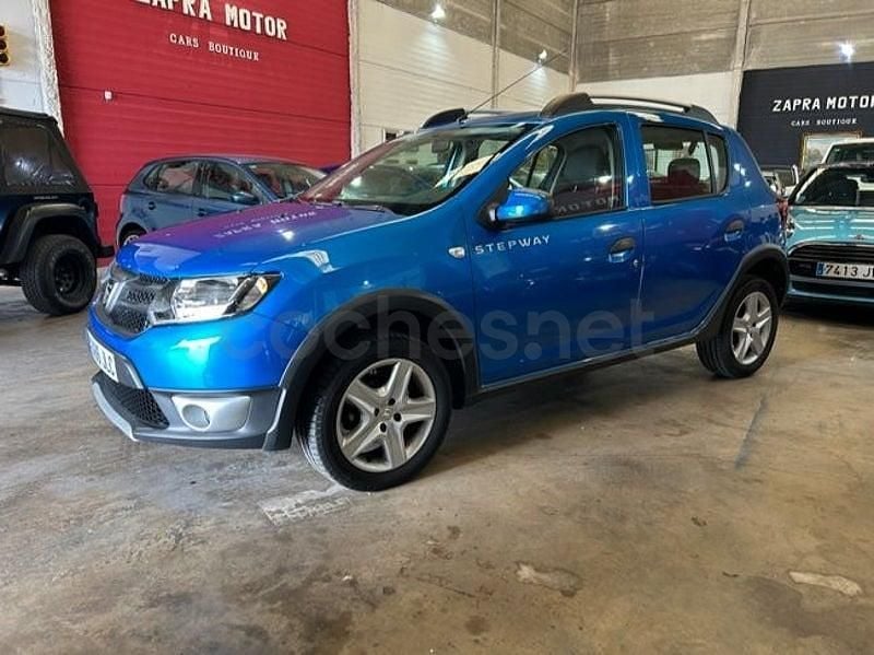 Usado Dacia Sandero Stepway 90 CV (66 kW) 2016 Azul Berlina