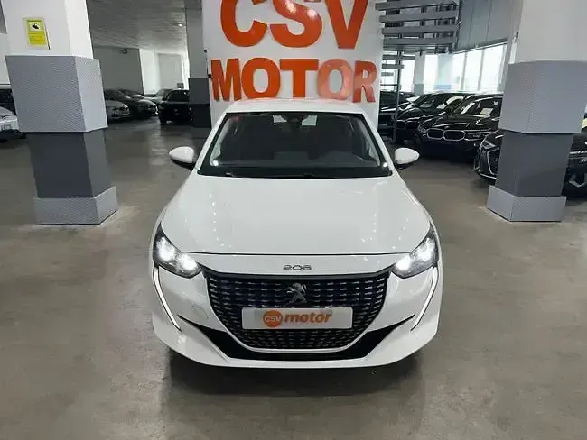 Usado Peugeot 208 Active 102 CV (75 kW) 2022 Blanco Utilitario