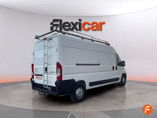 Usado Citroën Jumper 140 CV (102 kW) 2021 Blanco Monovolumen