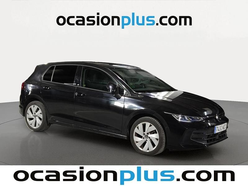 Usado VW Golf VIII 116 CV (85 kW) 2025 Negro Utilitario