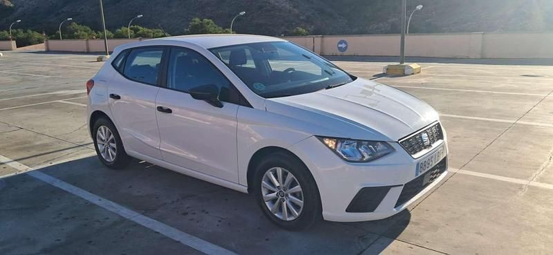 Usado Seat Ibiza Reference 80 CV (58 kW) 2019 Blanco Utilitario