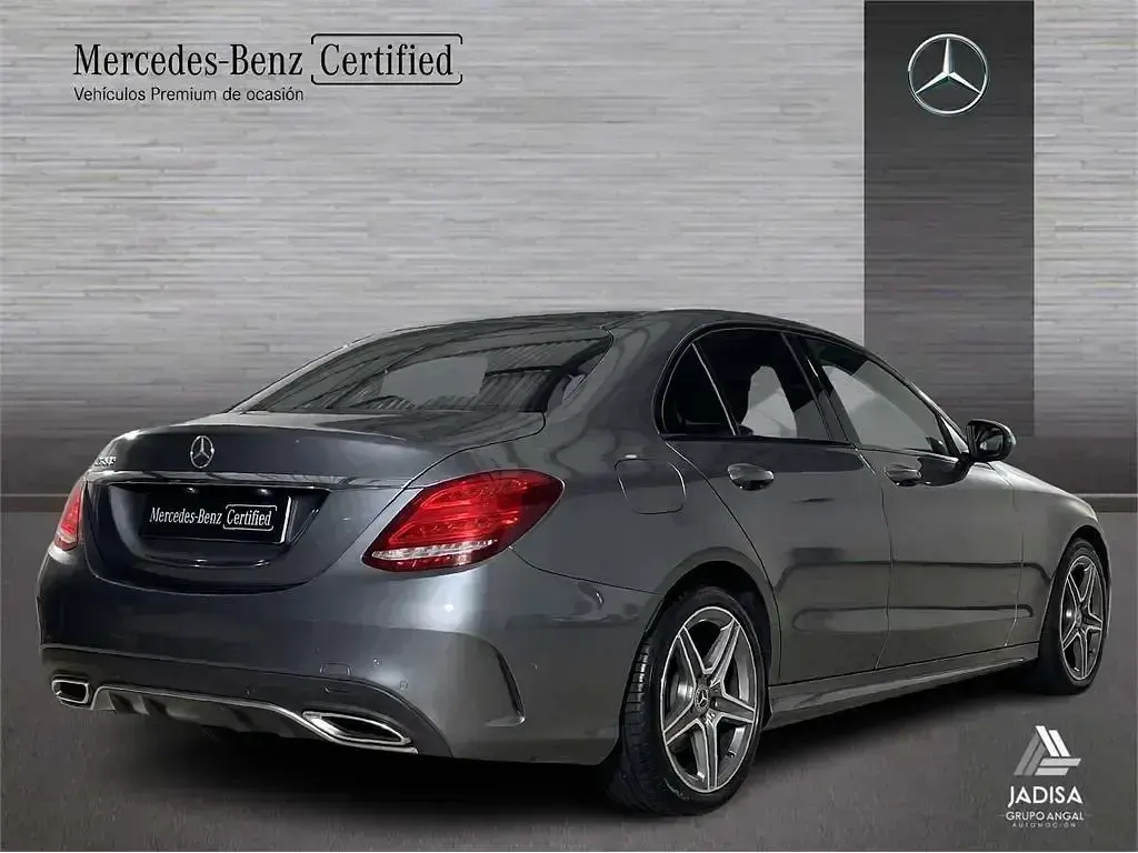 Usado Mercedes C200 160 CV (117 kW) 2020 Gris selenita Berlina