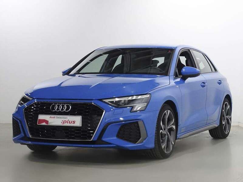Azul Usado 2022 Audi A3 Sportback S-Line Utilitario | 29.050 € (Un poco caro) - Imagen 1/4
